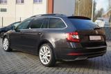 Skoda Octavia Combi 2.0 TDI DSG 4x4 Style LED Panorama - Skoda Octavia: Style