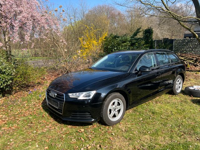 AUDI A4 2.0 TDI Avant 