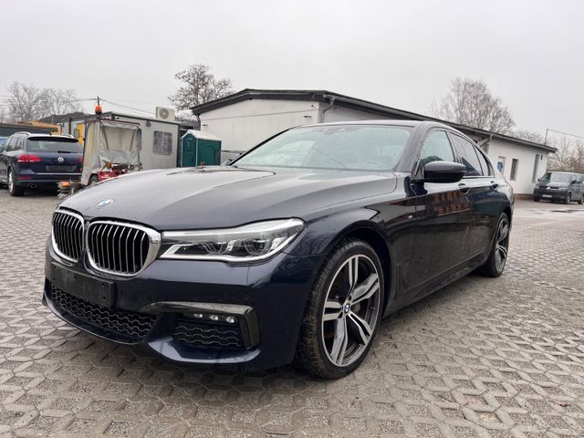 BMW 730 d M Sport HEAD UP MASSAGE 360 KAM LED