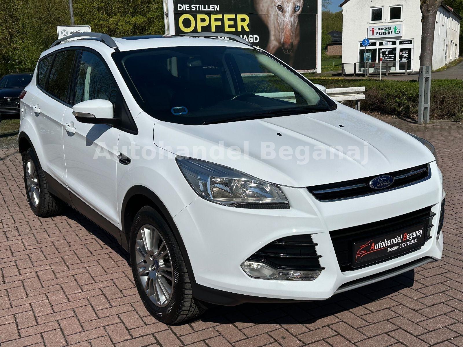 Ford Kuga Titanium PANO/SHZ/PDC/TEMP/LEDER