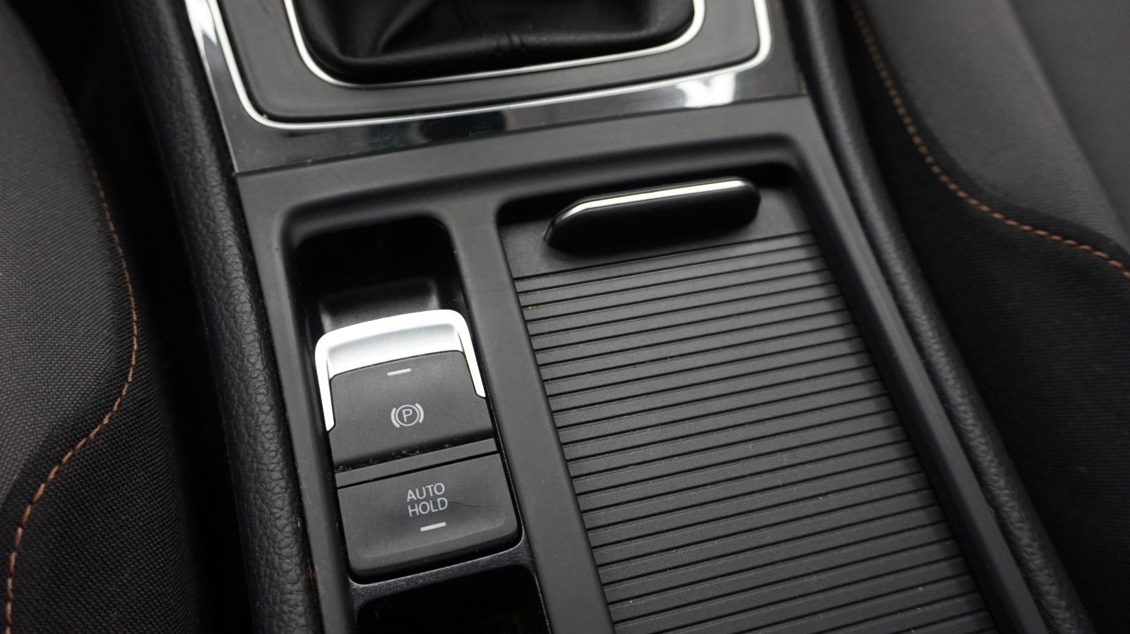 Fahrzeugabbildung Volkswagen Golf VII Lim. Allstar BMT