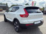 Volvo XC40 B4 Ultra Dark |ACC|BLIZ|PANO|NAVI| - Volvo XC40 Jahreswagen