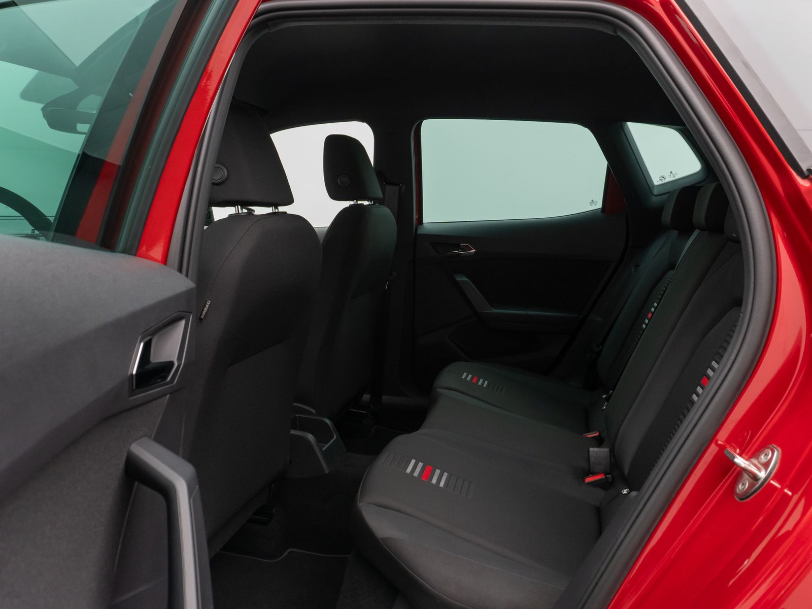 Fahrzeugabbildung SEAT Arona FR 1.5 TSI Kamera LED Tempomat Sport