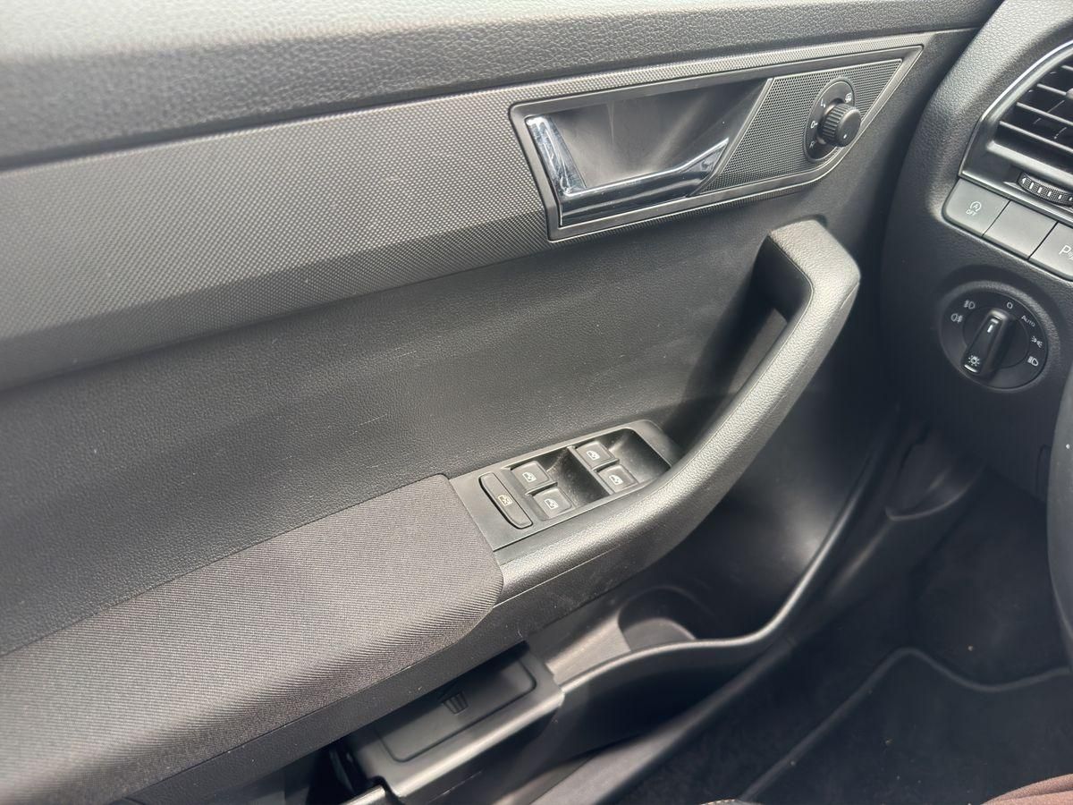 Fahrzeugabbildung SKODA Fabia Combi 1.0 TSI 70 kW