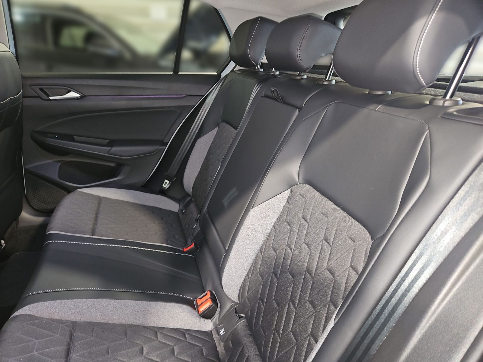 Volkswagen Golf - Bild 10