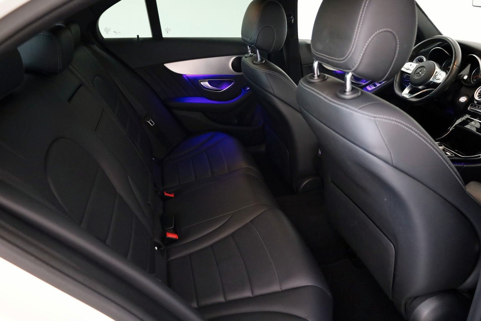 Fahrzeugabbildung Mercedes-Benz C 180 CGI Leder,Navi,LED,SH,Sternenhimmel,Park P