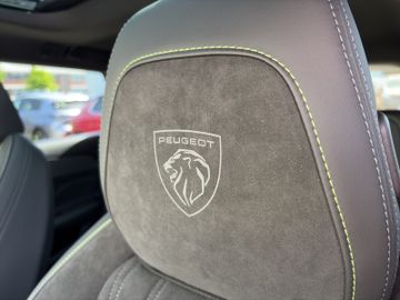 Peugeot 308 SW GT HYBRID 145 e-DSC6