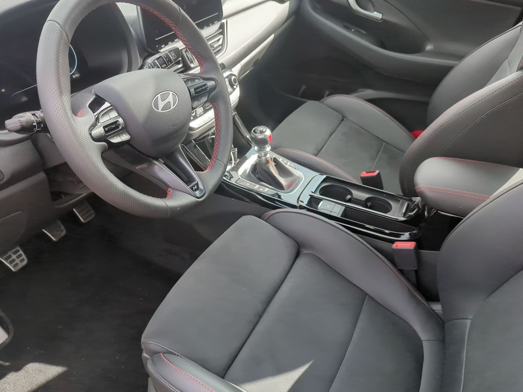 Fahrzeugabbildung Hyundai i30 1.5 T-GDI 48V-Hybrid N Line*Sitz*Dach*