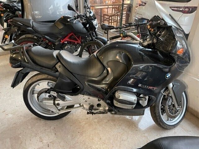 BMW Bmw R1100 RT Anche permuta o scambi0