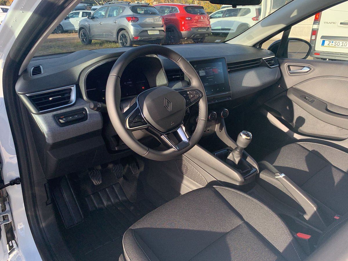 Renault Clio - Bild 10