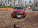 Mercedes-Benz EQC 400 4MATIC AMG Line AMG Line - Mercedes-Benz EQC mit Panoramadach