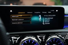 MERCEDES-BENZ A 250e AMG*AMBIENTE*CAM*LED*NAVI*BUSINESS-PAKET*