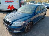 Skoda Octavia Lim. Elegance - Skoda Octavia aus 2012 mit Diesel-Antrieb: Limousine