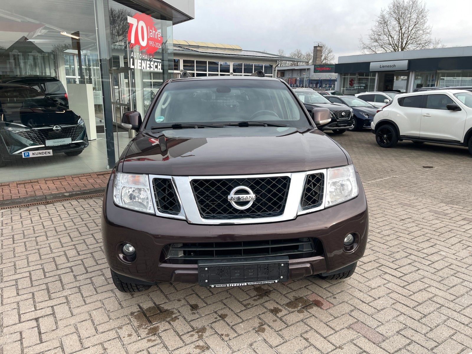 Fahrzeugabbildung Nissan Pathfinder 2.5 dCi SE