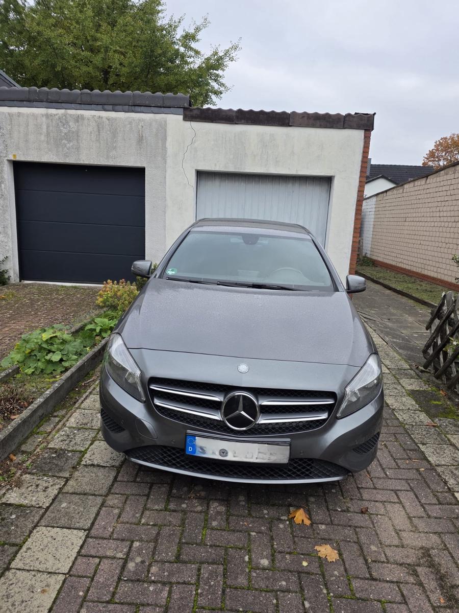 Mercedes-Benz A 200