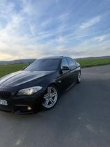 BMW F10 535d xDrive M Paket  Vollausstattung - BMW 535: 535d F10