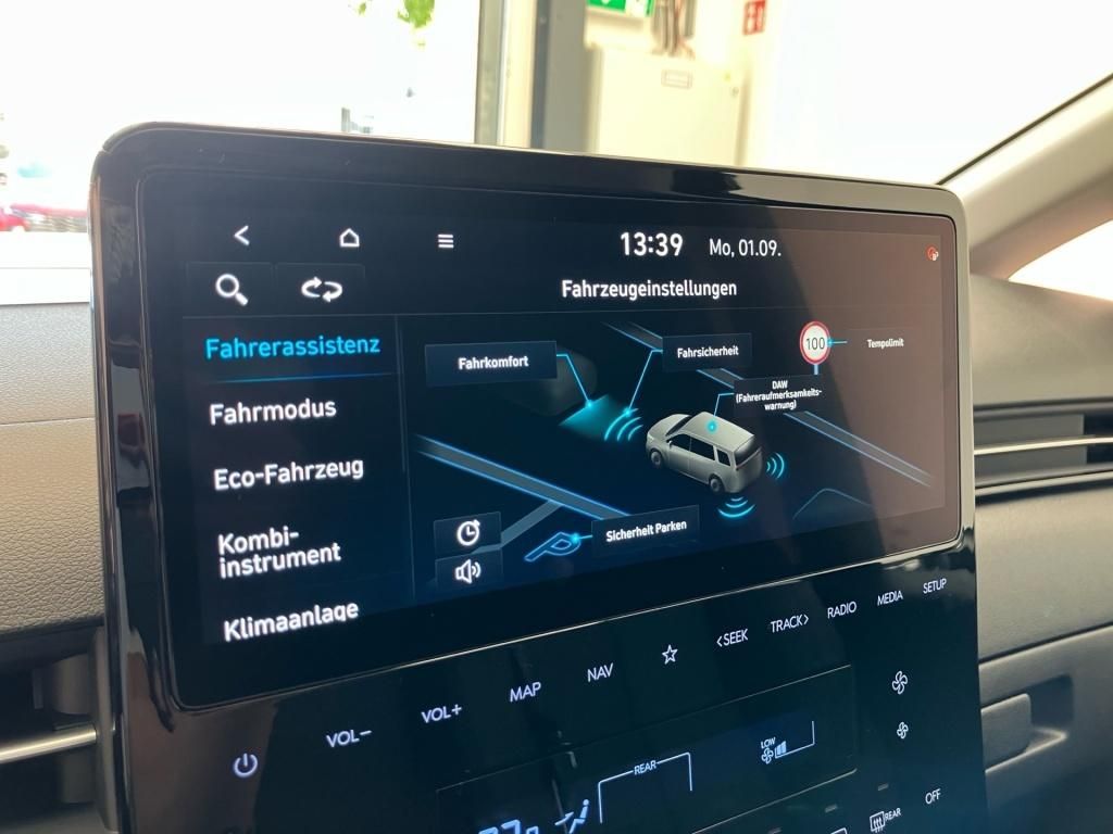 Fahrzeugabbildung Hyundai STARIA (9-Sitzer) HEV 1.6 T-GDI 2WD 6-AT Prime