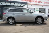 Mitsubishi Outlander 2.4 PHEV 4WD Navi Sitzheizung Kamera - Mitsubishi Outlander