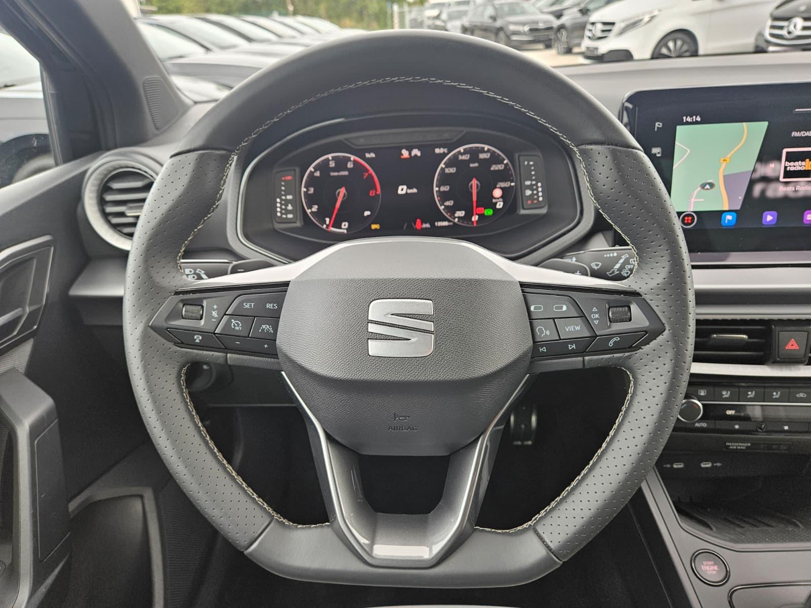 Seat Arona 1.5 TSI DSG FR Black Edition*LED*ACC*