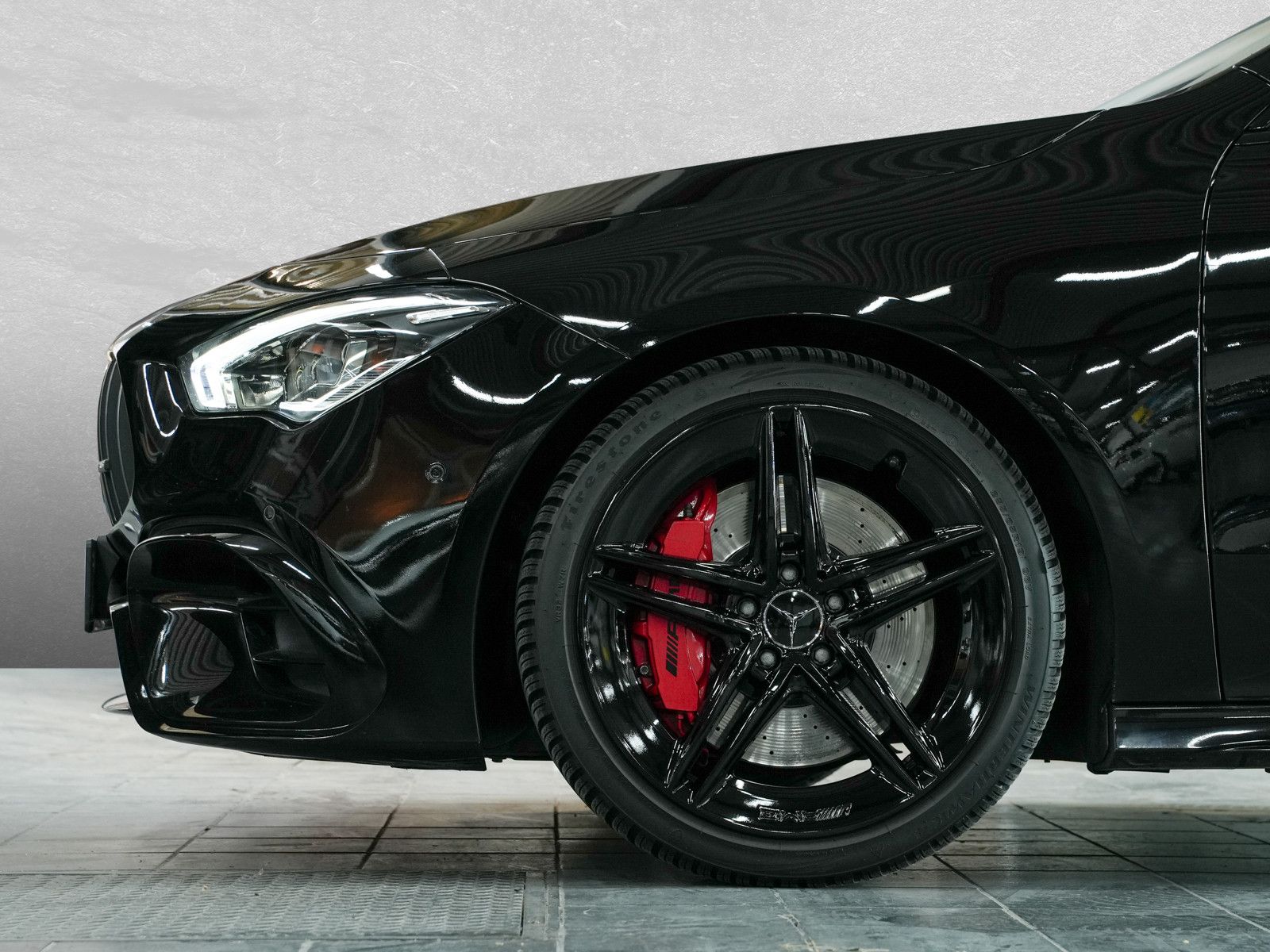 Fahrzeugabbildung Mercedes-Benz CLA 45 AMG Shooting Brake S 4Matic - Panorama