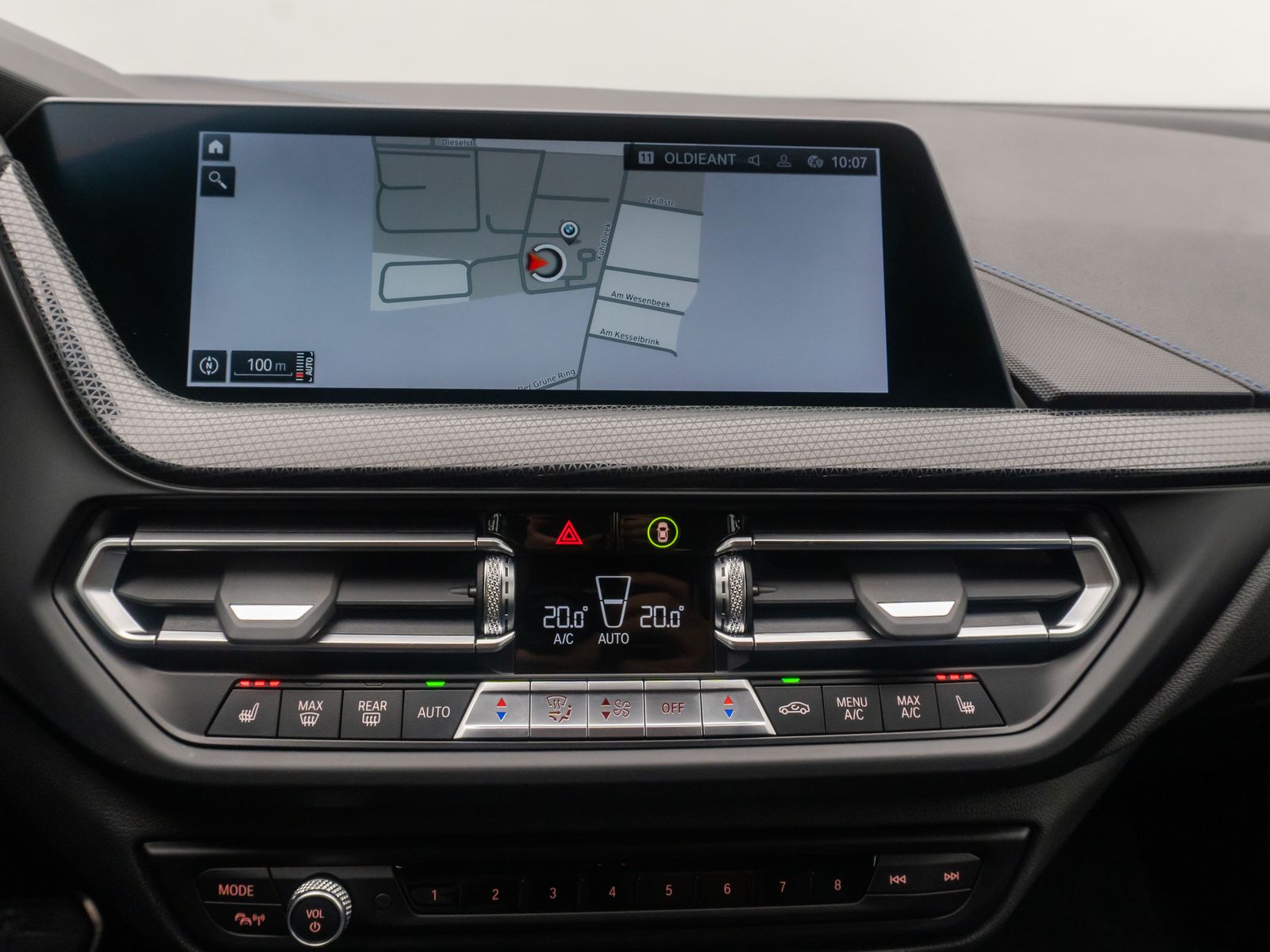 Fahrzeugabbildung BMW 120i M Sport DAB Kamera Geschwin CokpitPr 18Zoll