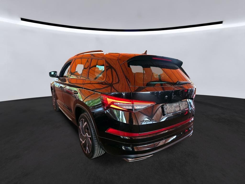 Fahrzeugabbildung SKODA Kodiaq 2.0 TSI RS 4x4/PANO/AHK/ST-HZ/ACC/360°/7S