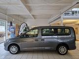 Volkswagen Caddy Maxi 2.0 TDI DSG Rollstuhlrampe/Kamera/Dig - Volkswagen: Behindertengerecht