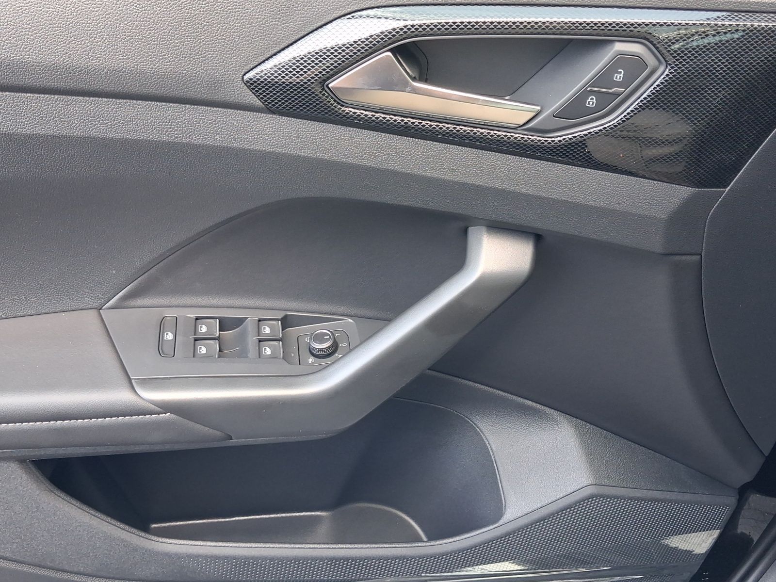 Volkswagen T-Cross - Bild 12