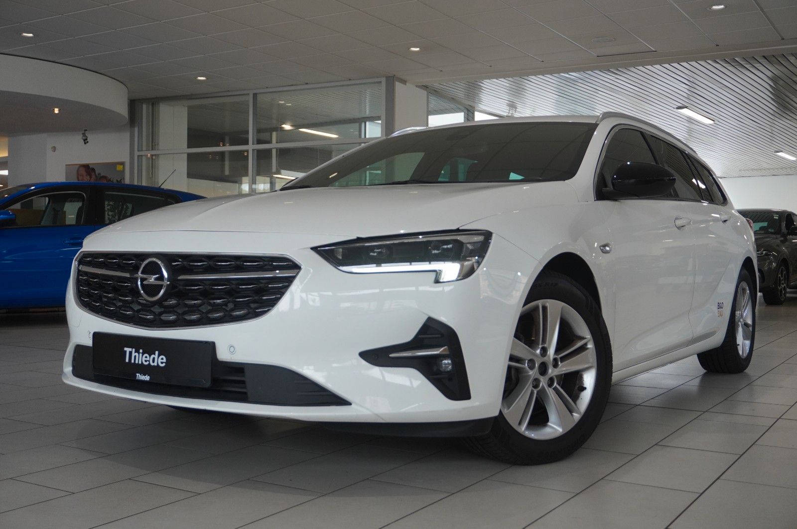 Fahrzeugabbildung Opel Insignia B ST 2.0D BUSINESS NAVI/LED/KAMERA/AHK