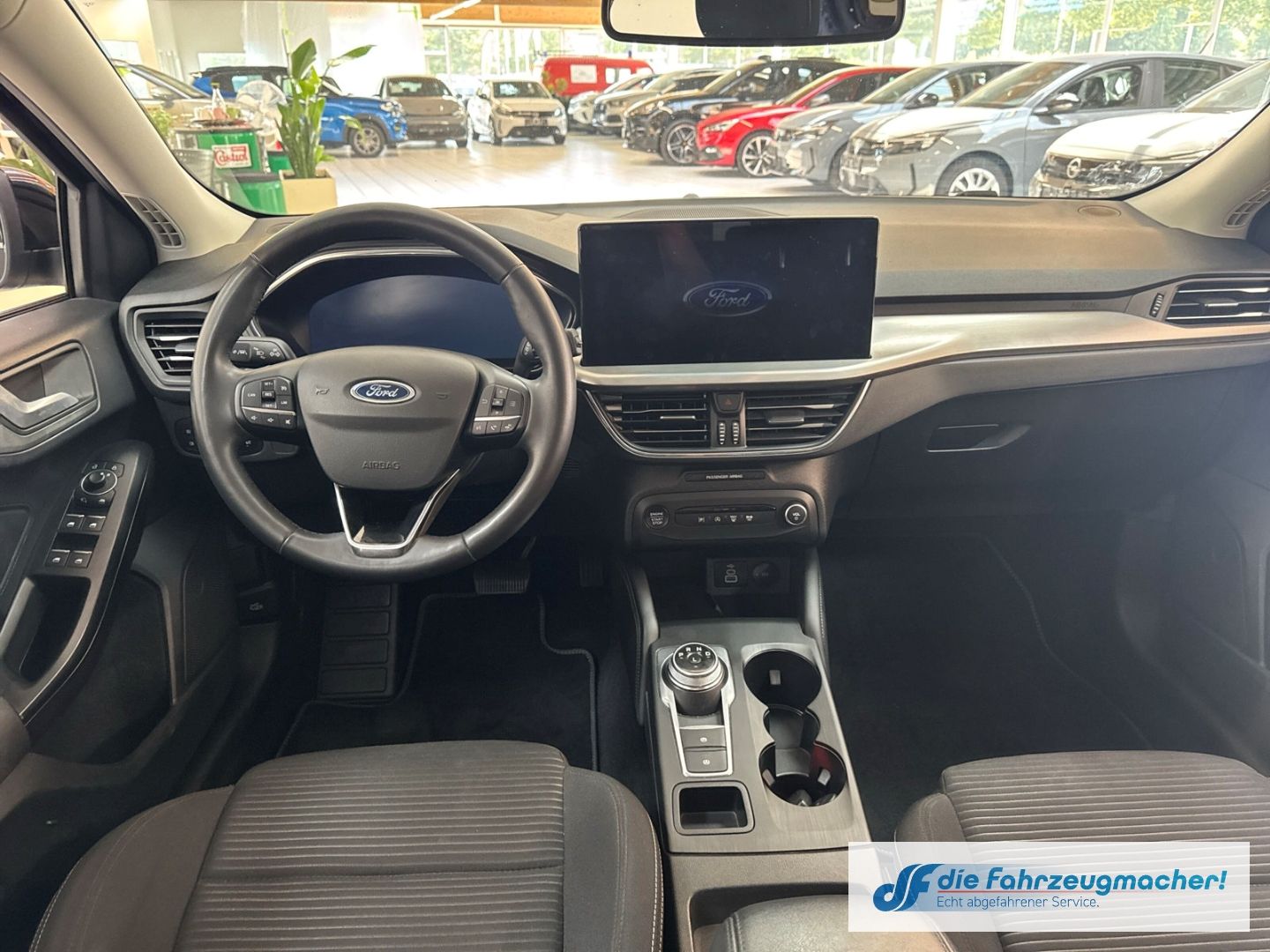 Fahrzeugabbildung Ford Focus Turnier Titanium X Sportpaket Navi Digital