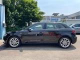 Audi A3 Sportback 40 TFSI quattro S tronic - Audi A3: Aud