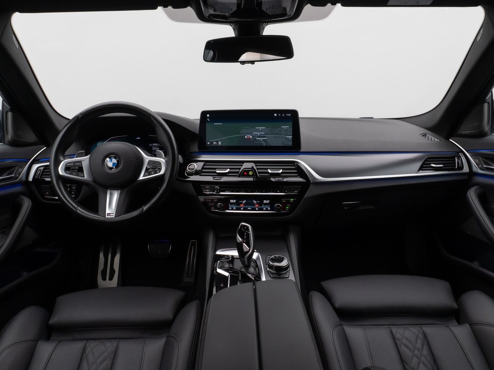 Fahrzeugabbildung BMW 520d M Sport Pro Kamera HUD DAB H/K 4xKlima 19"