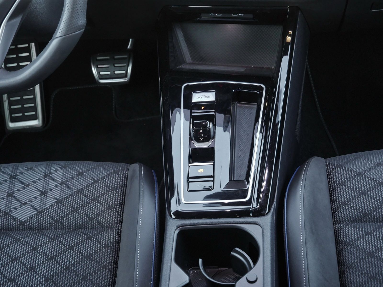 Volkswagen Golf - Bild 7