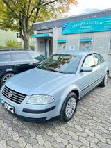 Volkswagen Passat 2.0 Benziner TÜV Neu - gebrauchte VW Passat aus dem Jahr 2002