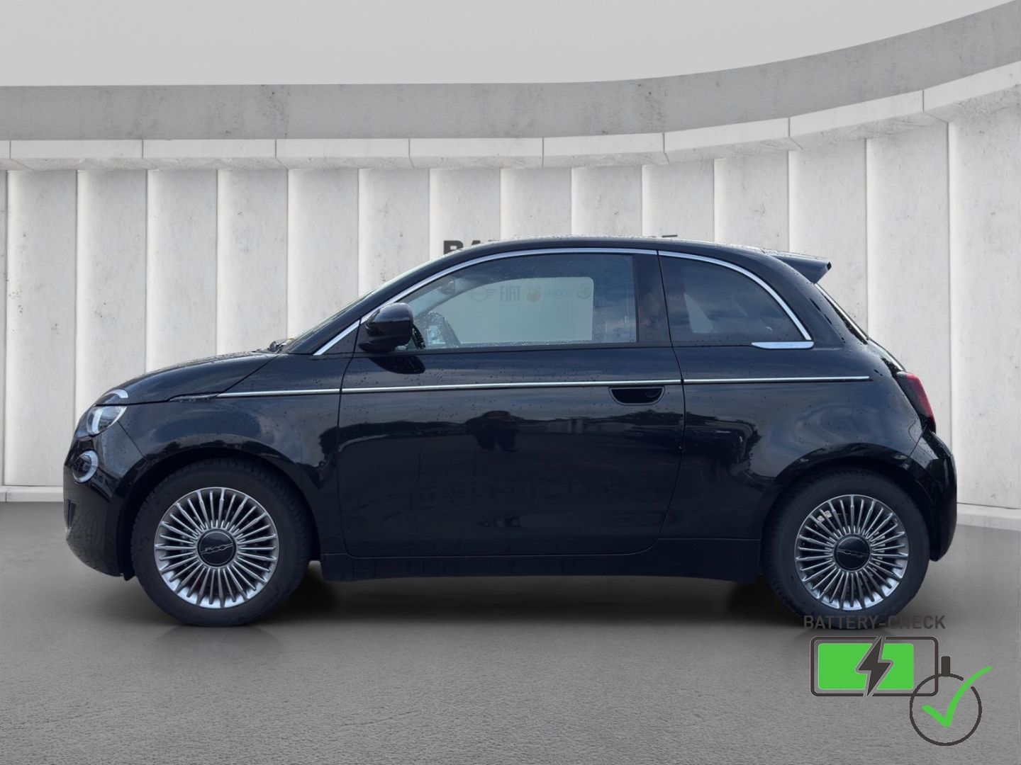 Fiat 500e Basis Navi Apple CarPlay Android Auto Klima imagem 3