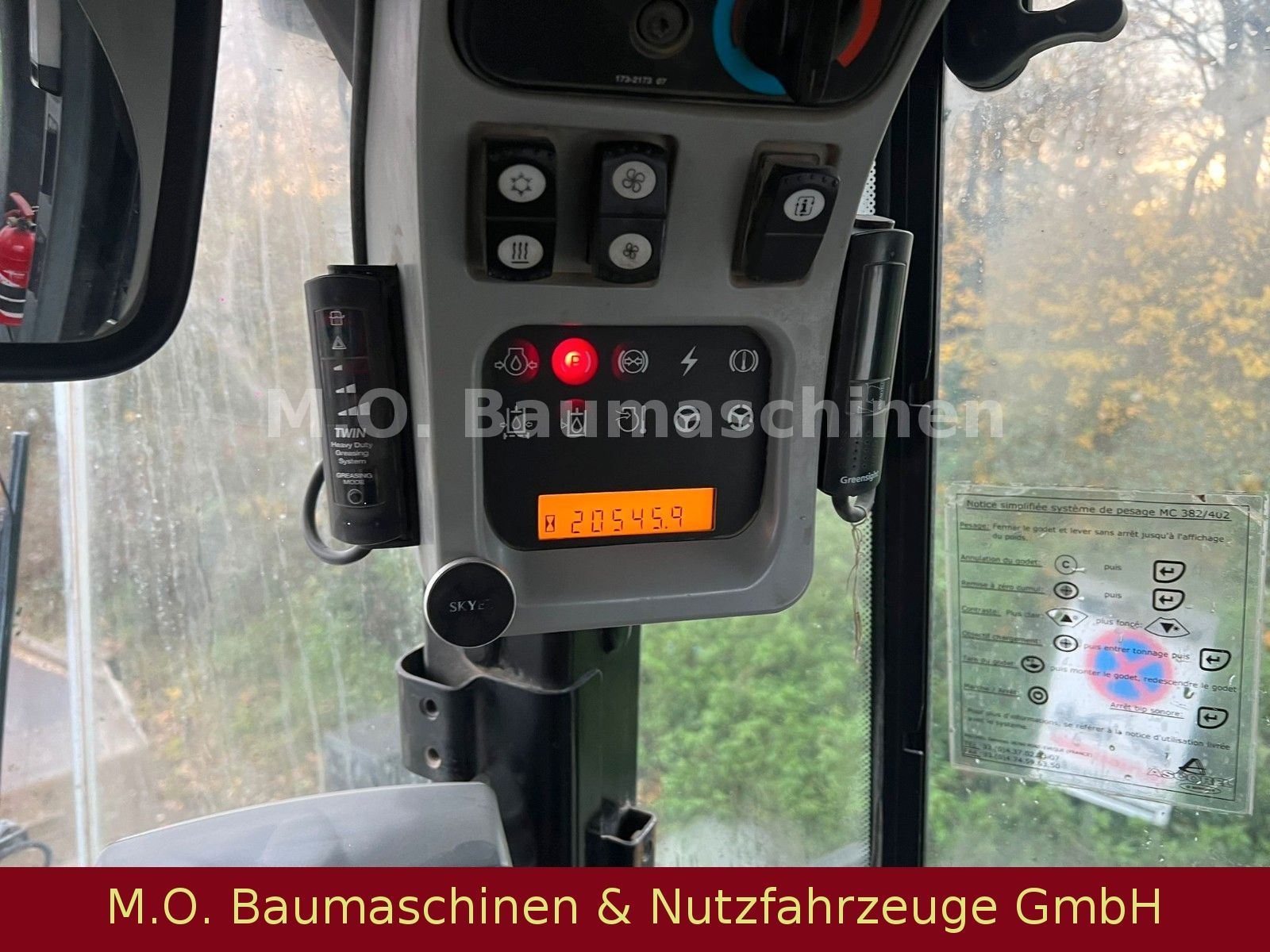 Fahrzeugabbildung CAT 966 H / AC / ZSA / Waage / Half Steering