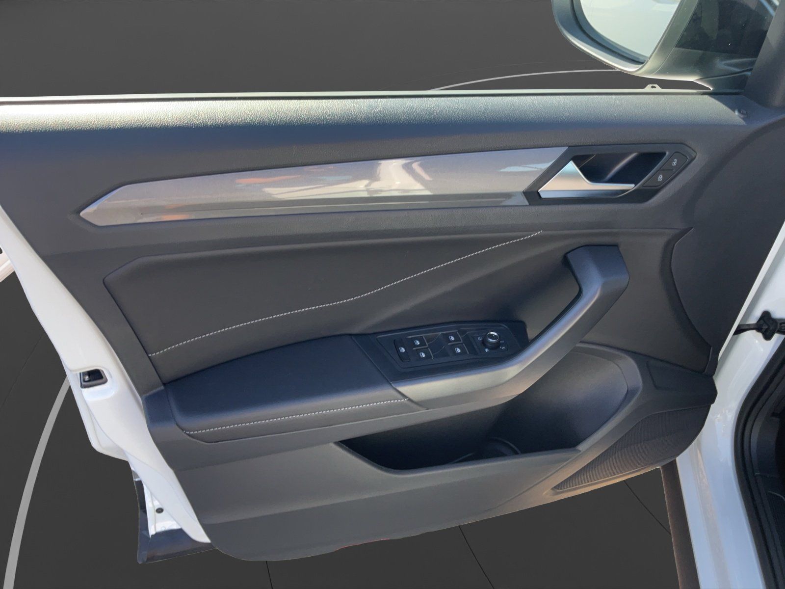 Volkswagen T-Roc - Bild 9