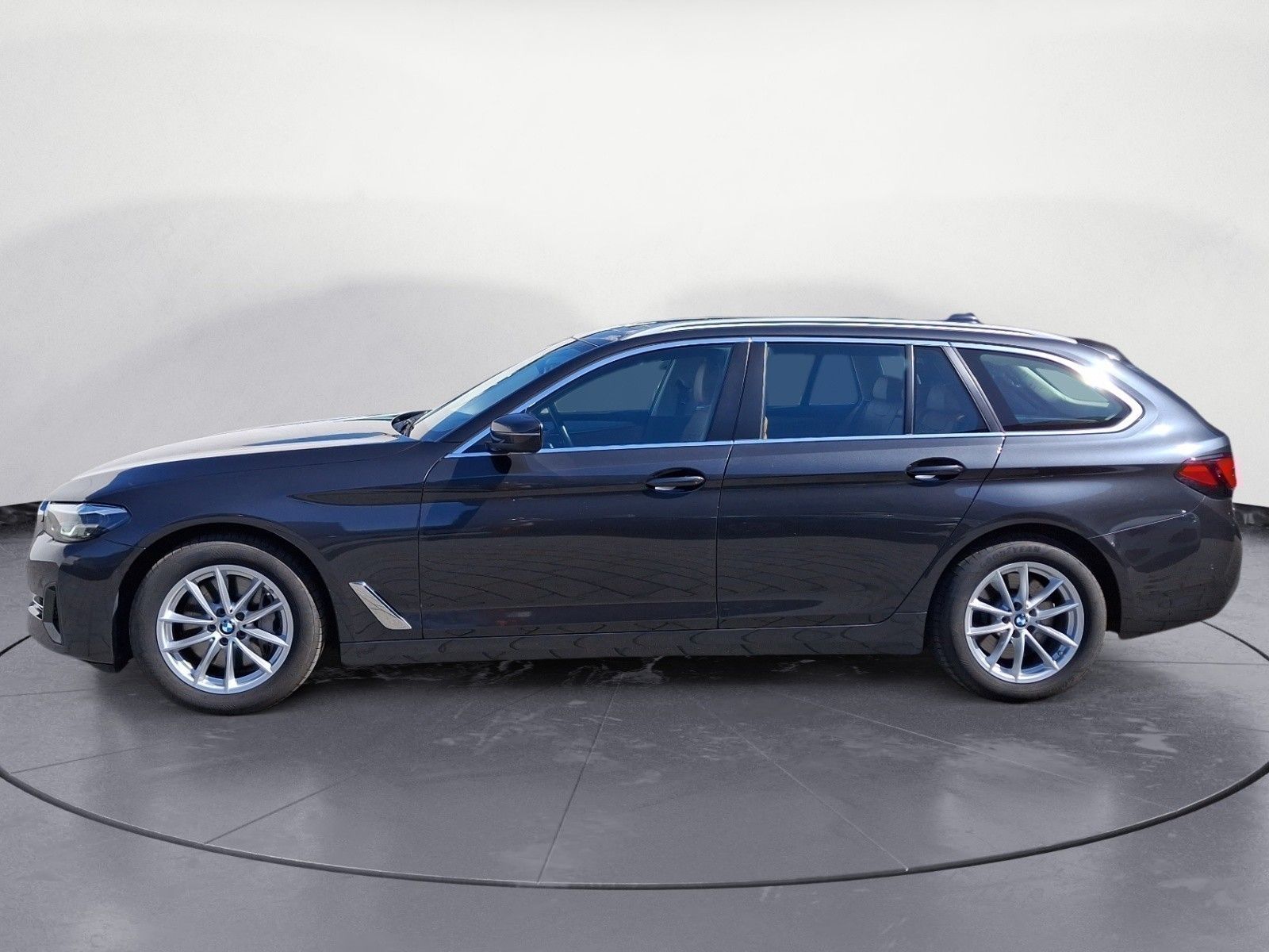 BMW 530d xDrive Touring *Navi*Panorama*Memory*Kamera imagem 3