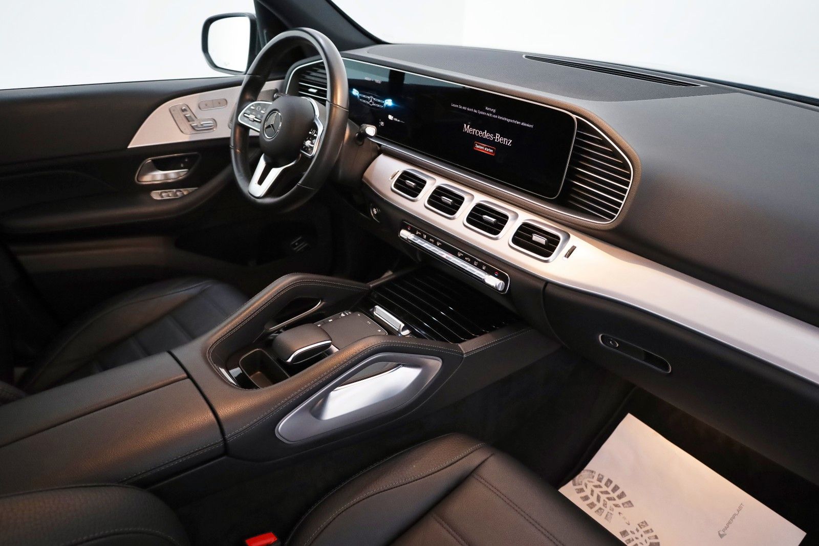Fahrzeugabbildung Mercedes-Benz GLE 350 e 4M,360°Kamera,Burmester,Panorama