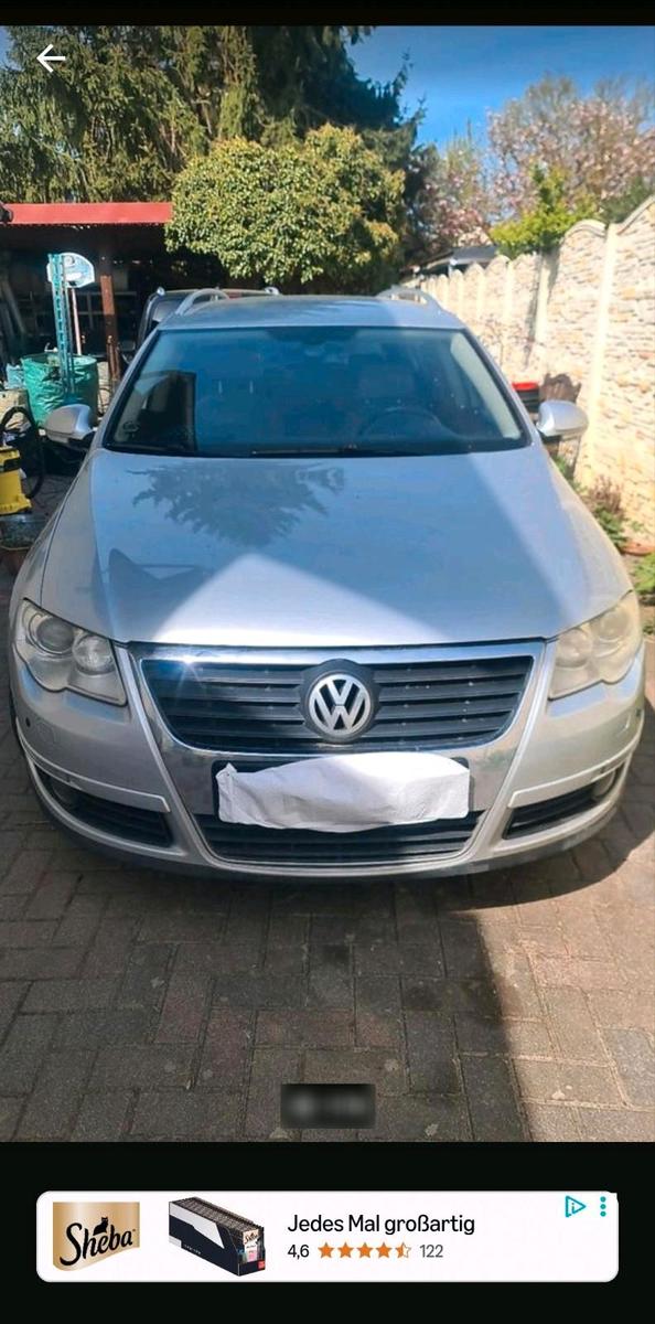 Volkswagen Passat 2005 — rear view