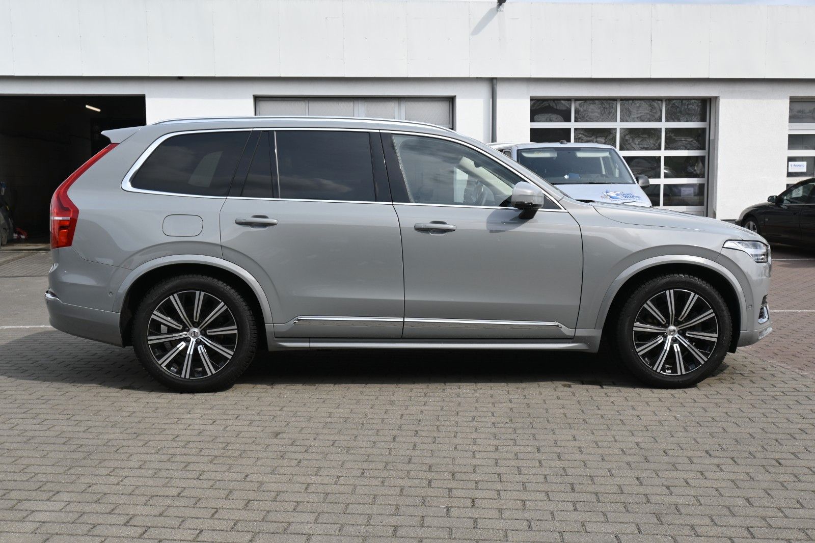 Fahrzeugabbildung Volvo XC90 B5 D AWD Ultimate Bright*STHZ*LUFT*360°*AHK