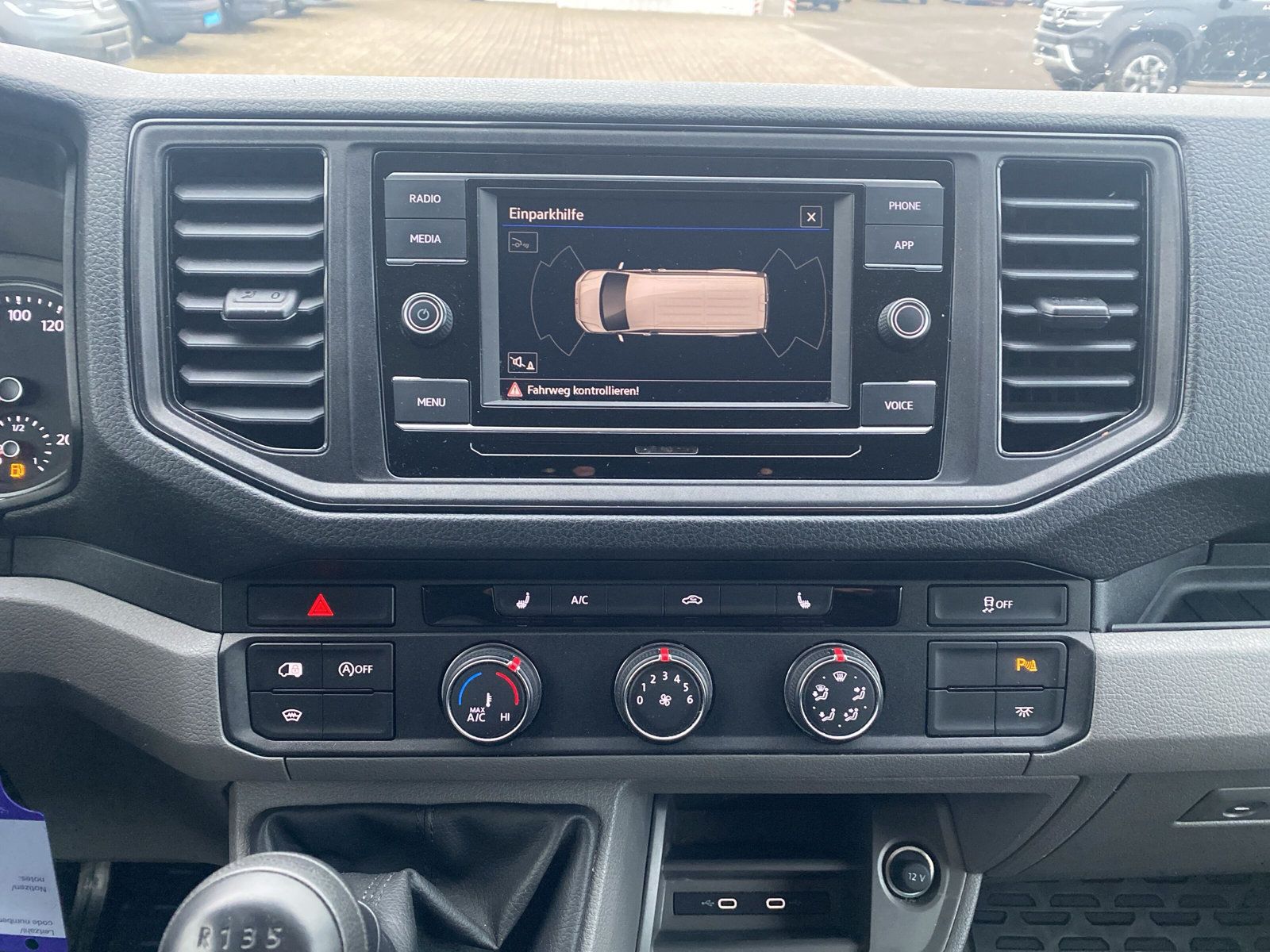 Fahrzeugabbildung Volkswagen Crafter 30 Kasten 2.0 TDI LED KLIMA DAB PDC AHK
