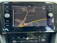 Fahrzeugabbildung Volkswagen Passat Variant 2.0 TDI DSG Business AHK ACC CAM