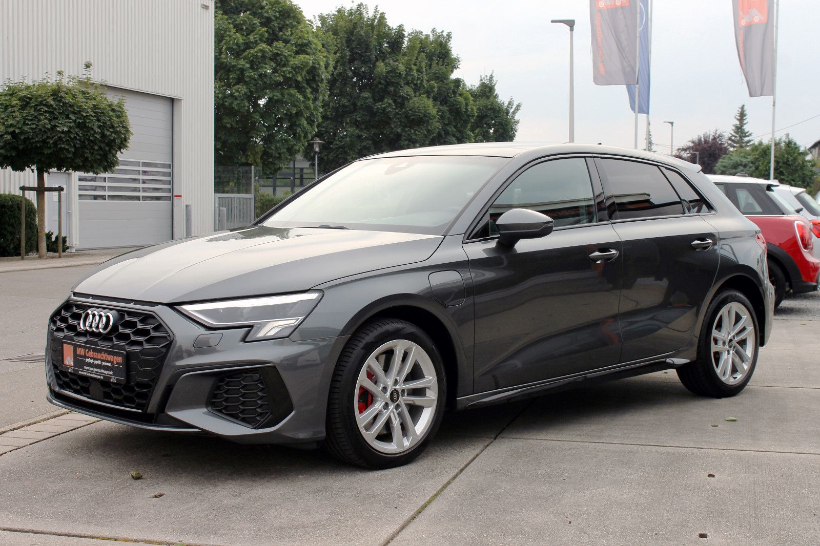 Fahrzeugabbildung Audi A3 45TFSI e SLine Aut. Sportback SD LED ACC KAM