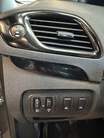 Renault Scenic III Grand BOSE Edition *7Sitzer*