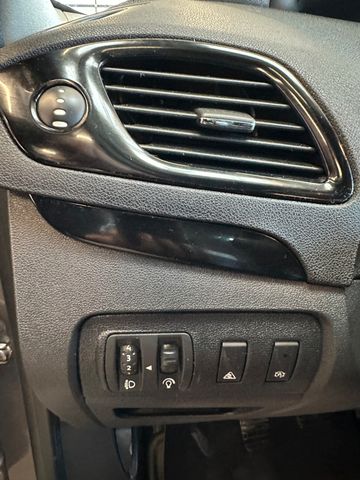 Renault Scenic III Grand BOSE Edition *7Sitzer*