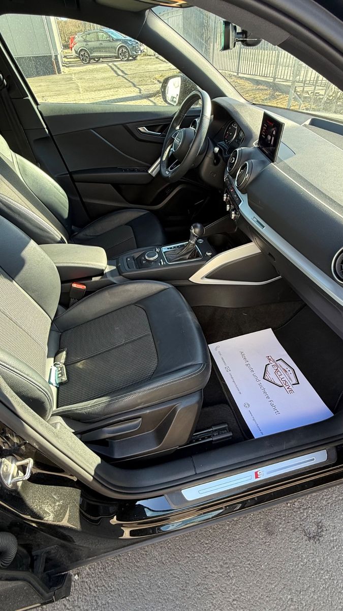 Fahrzeugabbildung Audi Q2 35 TFSI sport S-Line Sportpaket Plus