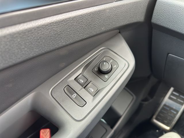 Volkswagen Caddy Style Maxi 1.5 TSI DSG*LED*7 Sitzer*