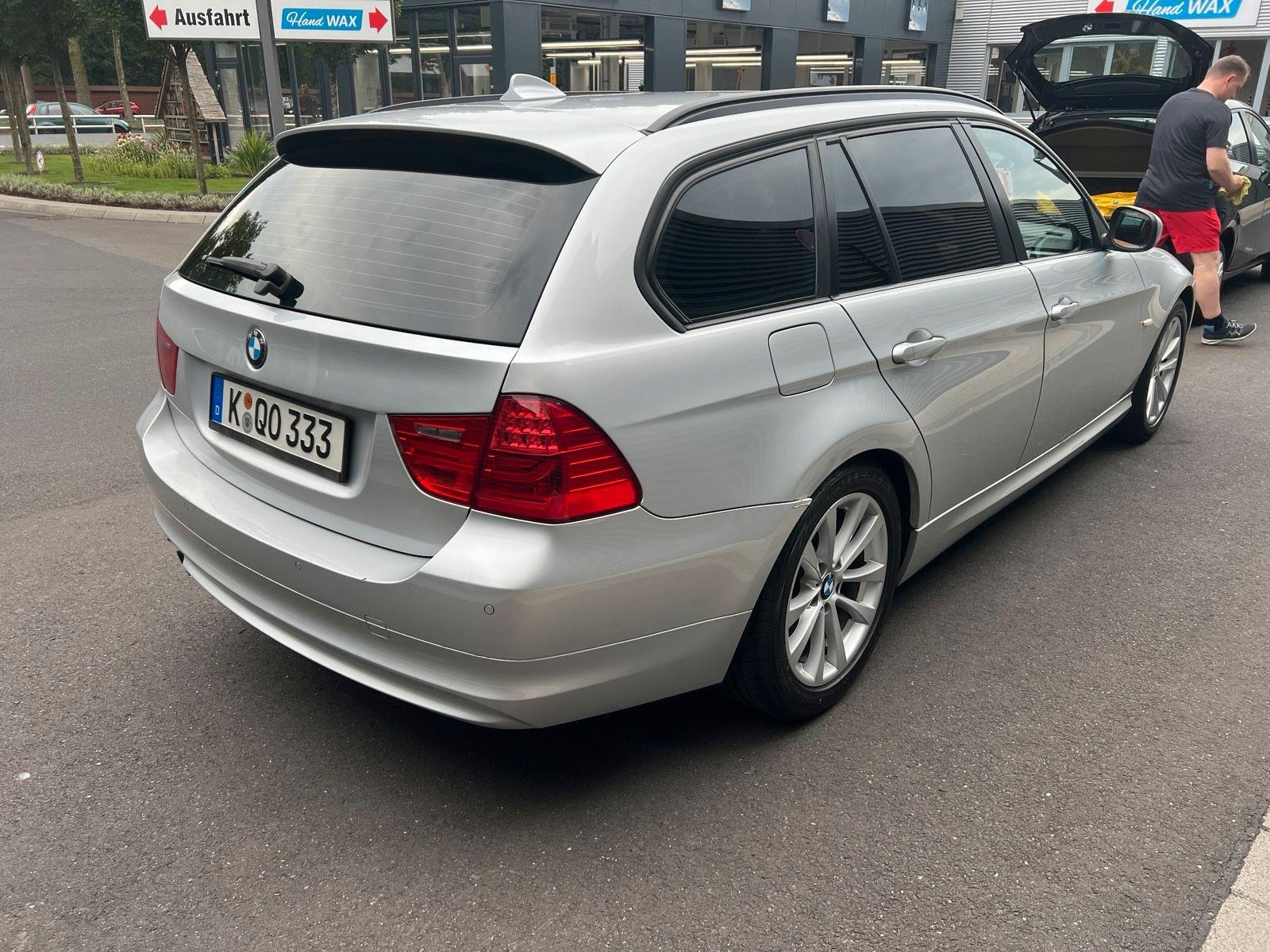 BMW 318 2011 — engine 143 HP (105kW)