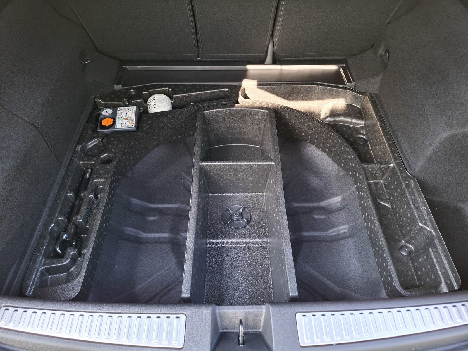 Renault Rafale - Bild 12